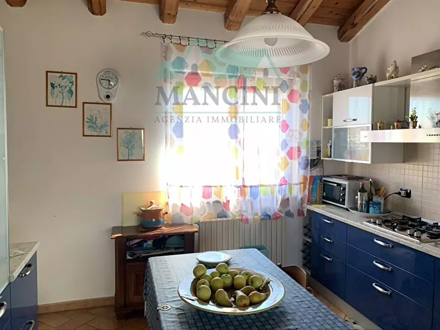 Immagine 2 di Villetta a schiera in vendita  in COLLINA 100 a Belvedere Ostrense