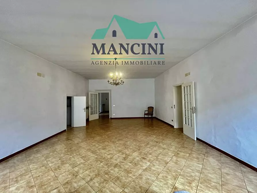 Immagine 6 di Appartamento in vendita  in piazza Duomo 2 a Jesi