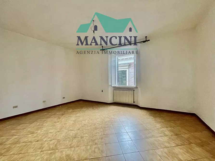 Immagine 8 di Appartamento in vendita  in piazza Duomo 2 a Jesi
