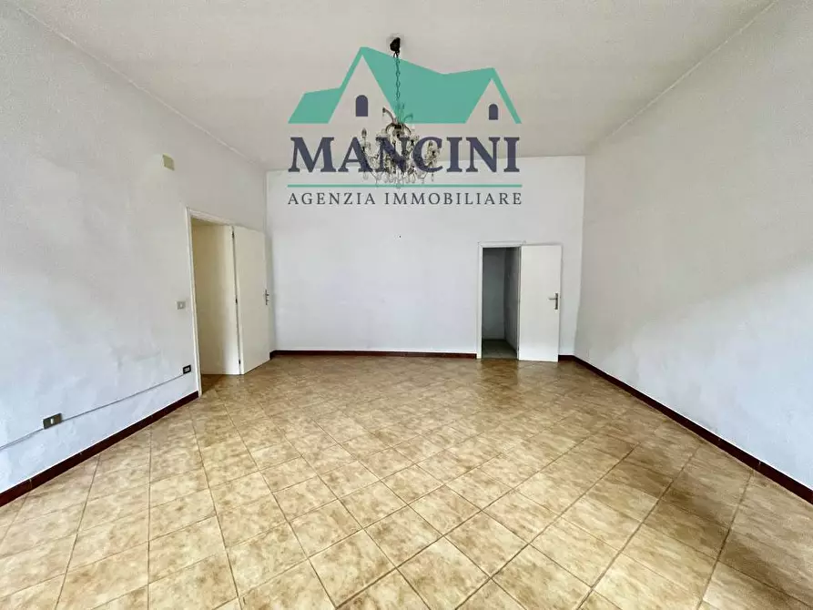 Immagine 11 di Appartamento in vendita  in piazza Duomo 2 a Jesi