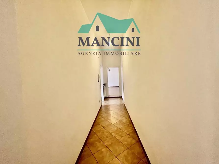 Immagine 15 di Appartamento in vendita  in piazza Duomo 2 a Jesi