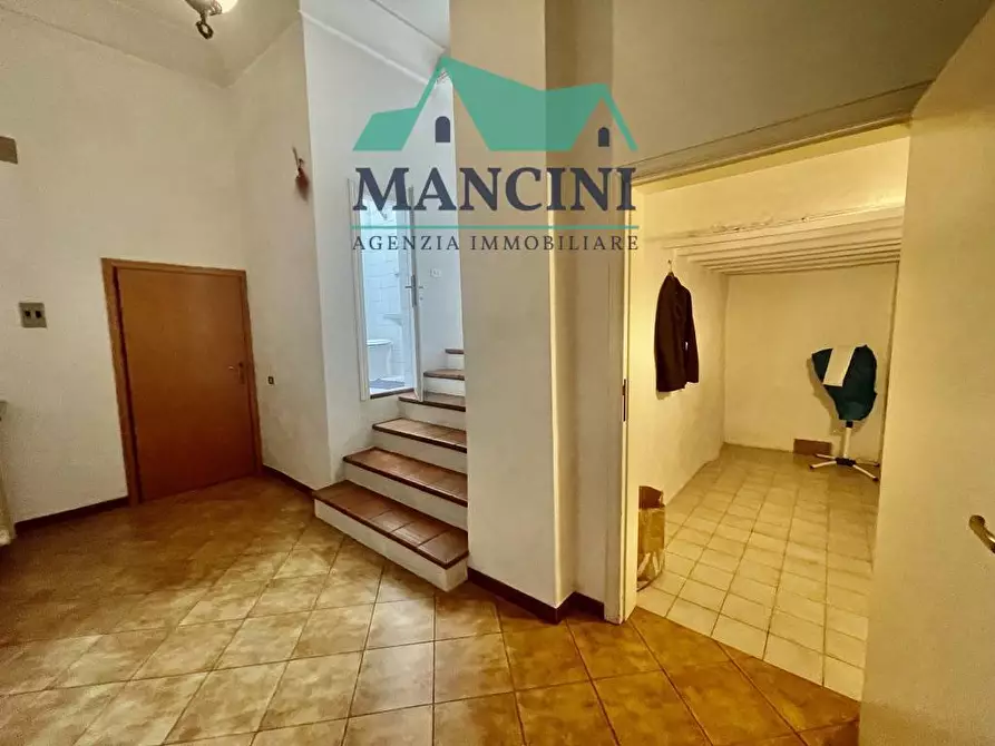 Immagine 13 di Appartamento in vendita  in piazza Duomo 2 a Jesi