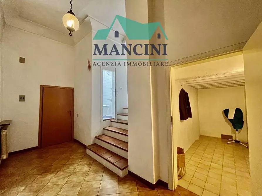 Immagine 14 di Appartamento in vendita  in piazza Duomo 2 a Jesi