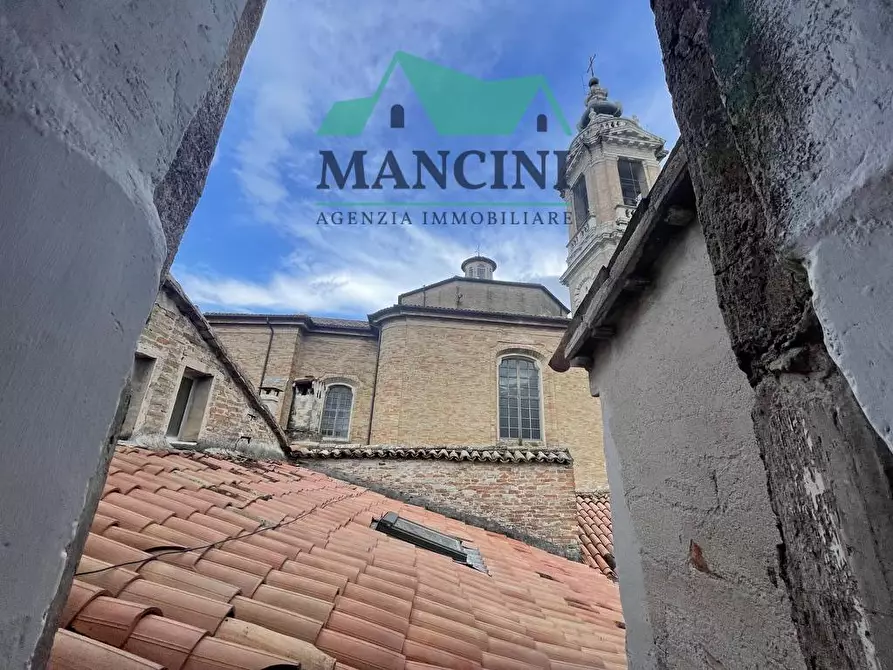 Immagine 17 di Appartamento in vendita  in piazza Duomo 2 a Jesi