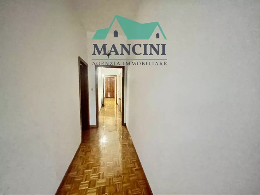 Immagine 11 di Appartamento in vendita  in VIA CAVALLOTTI 30 a Jesi