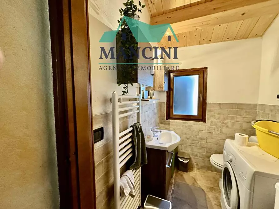 Immagine 21 di Casa indipendente in vendita  a Belvedere Ostrense