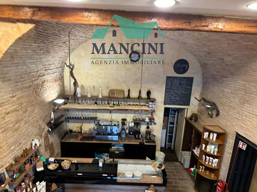 Immagine 2 di Attività commerciale in vendita  in CENTRO STORICO 6 a Jesi