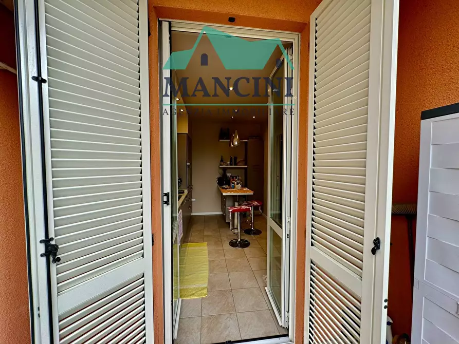 Immagine 13 di Appartamento in vendita  in VIA ZANNONI 2 a Jesi