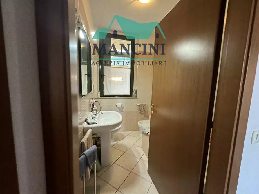 Immagine 23 di Appartamento in vendita  in LAVATOIO a Jesi