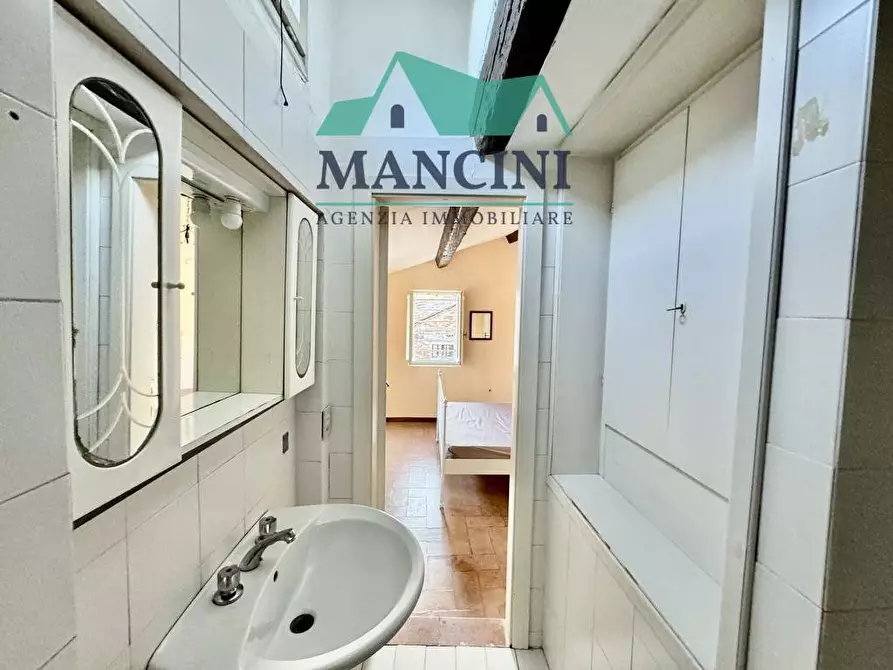 Immagine 9 di Appartamento in affitto  in MATTEOTTI 55 a Jesi