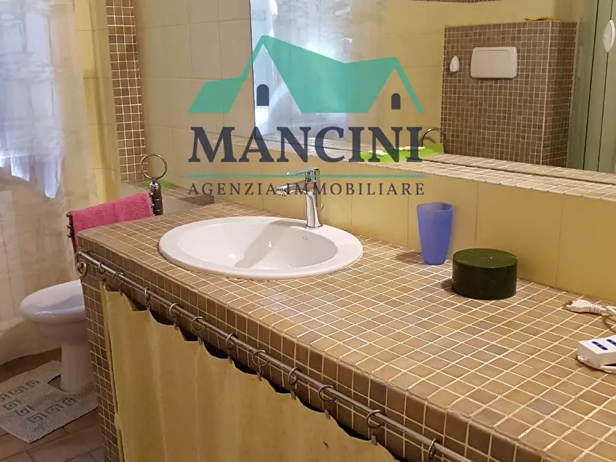 Immagine 7 di Appartamento in vendita  in COSTA DEL MONTIROZZO 39 a Jesi