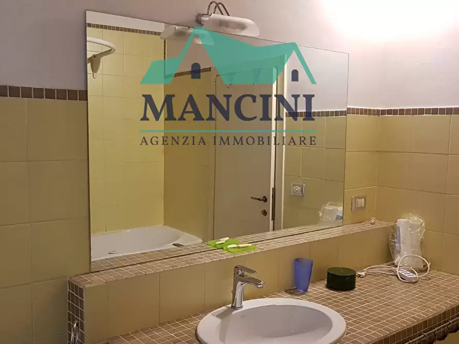 Immagine 8 di Appartamento in vendita  in COSTA DEL MONTIROZZO 39 a Jesi