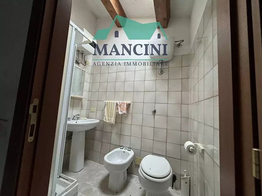 Immagine 26 di Casa indipendente in vendita  in FRAZIONE SAN GIOVANNI PRECIECCHIE a Fabriano