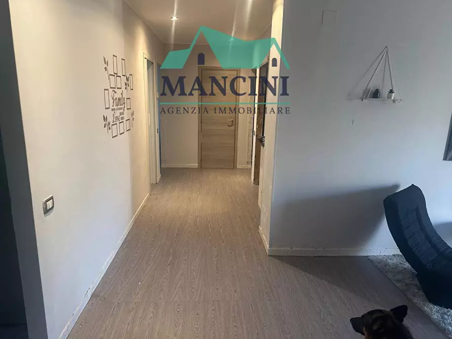 Immagine 21 di Appartamento in vendita  in VIA CROCE a Monte San Vito