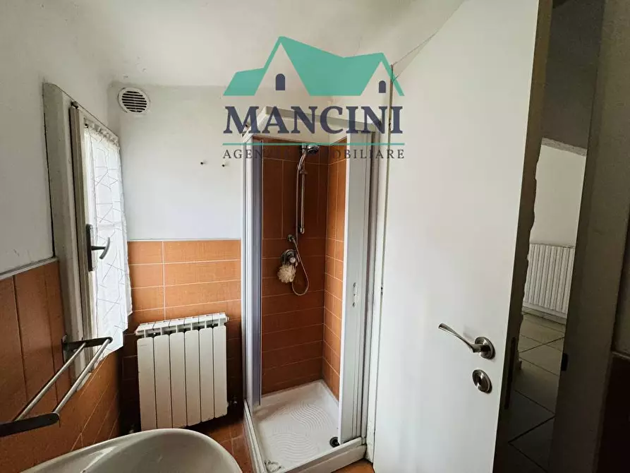Immagine 11 di Appartamento in vendita  in BUOZZI a Jesi
