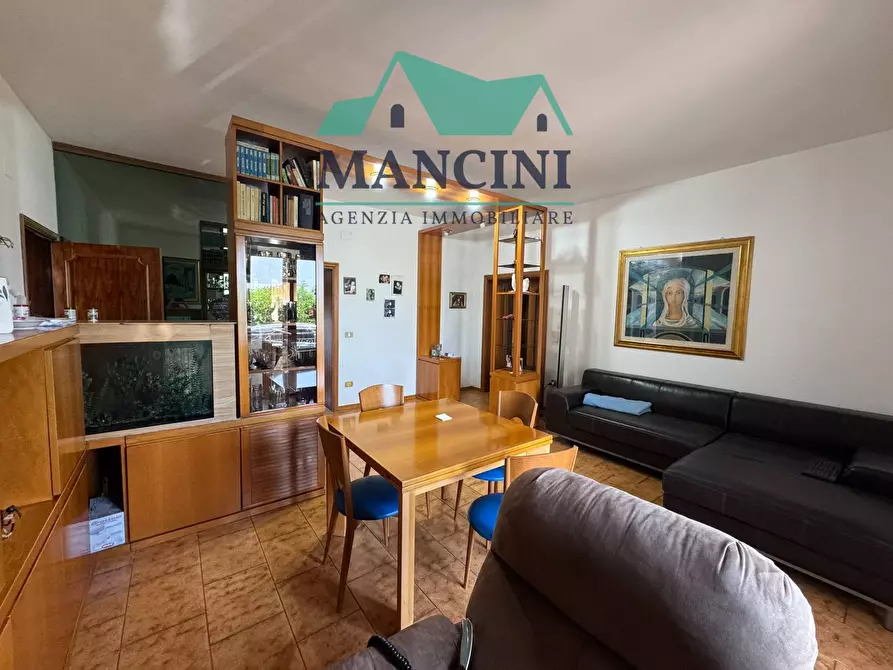 Immagine 3 di Casa indipendente in vendita  in VIA MONTEFIORE 40 a Jesi