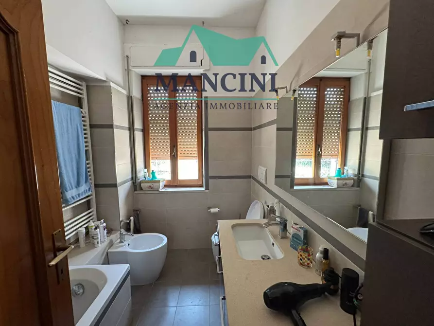 Immagine 12 di Casa indipendente in vendita  in VIA MONTEFIORE 40 a Jesi