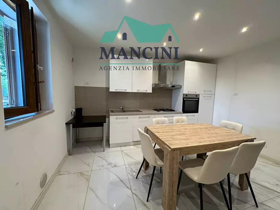 Immagine 3 di Casa indipendente in vendita  in VIA CRISTOFORO COLOMBO a Belvedere Ostrense