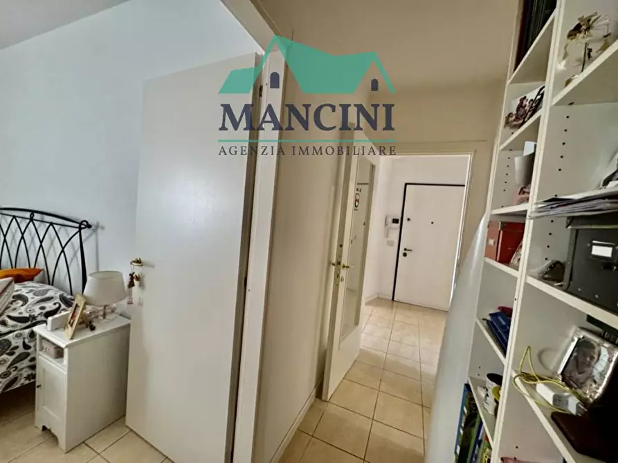 Immagine 8 di Appartamento in vendita  in VIA LAVATOIO a Jesi
