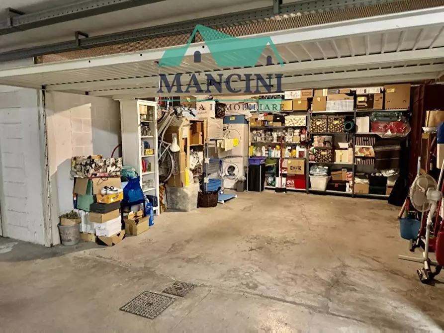 Immagine 16 di Appartamento in vendita  in VIA LAVATOIO a Jesi