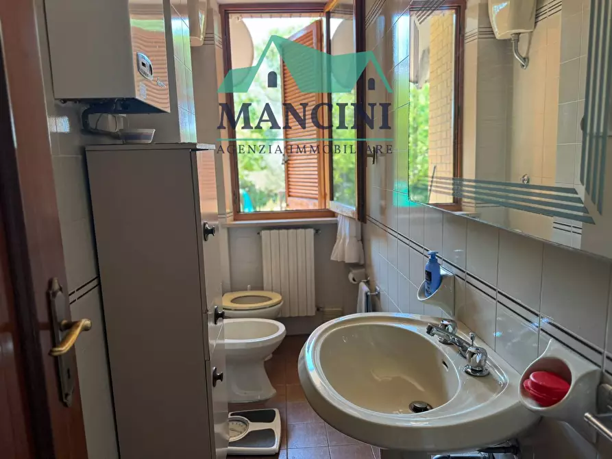 Immagine 13 di Casa indipendente in affitto  in COLLE PARADISO a Jesi