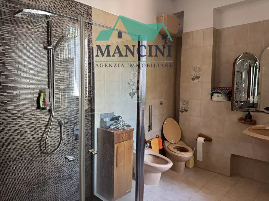 Immagine 16 di Casa indipendente in affitto  in COLLE PARADISO a Jesi