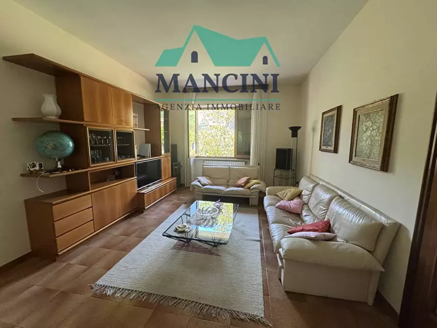 Immagine 1 di Casa indipendente in affitto  in COLLE PARADISO a Jesi