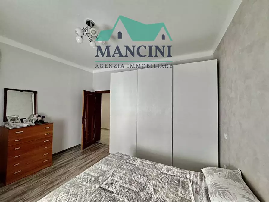 Immagine 4 di Appartamento in vendita  in verziere a Jesi