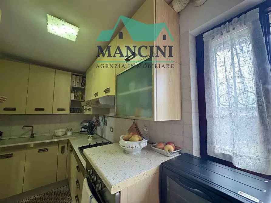 Immagine 3 di Casa indipendente in vendita  in Santa lucia a Monte San Vito