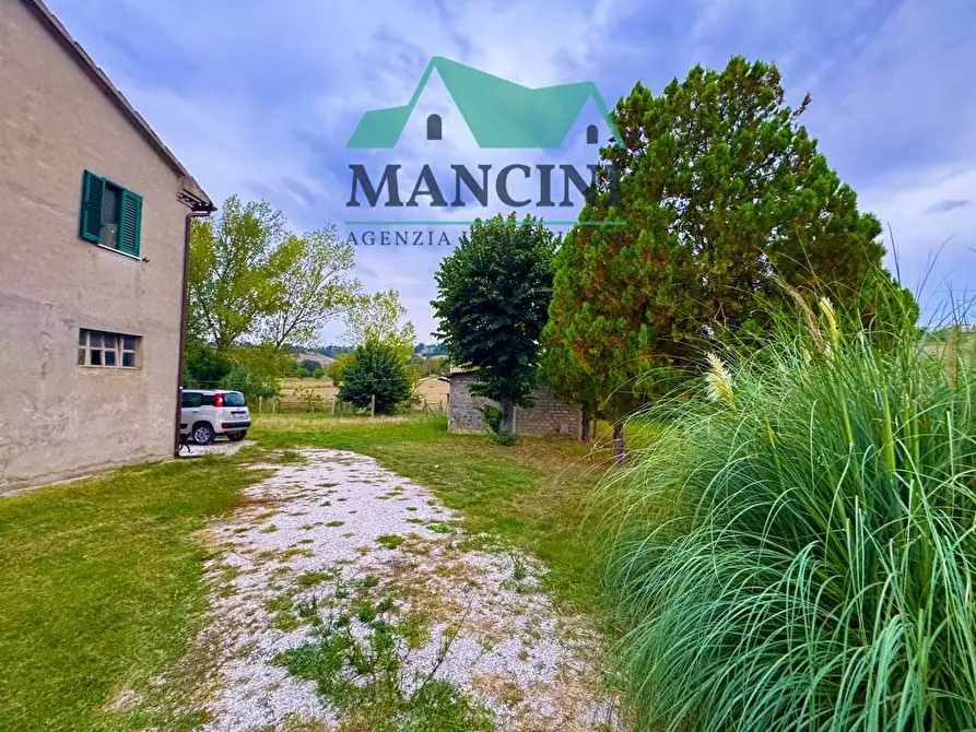 Immagine 2 di Casa indipendente in vendita  in VIA DEL LAVORO a Filottrano