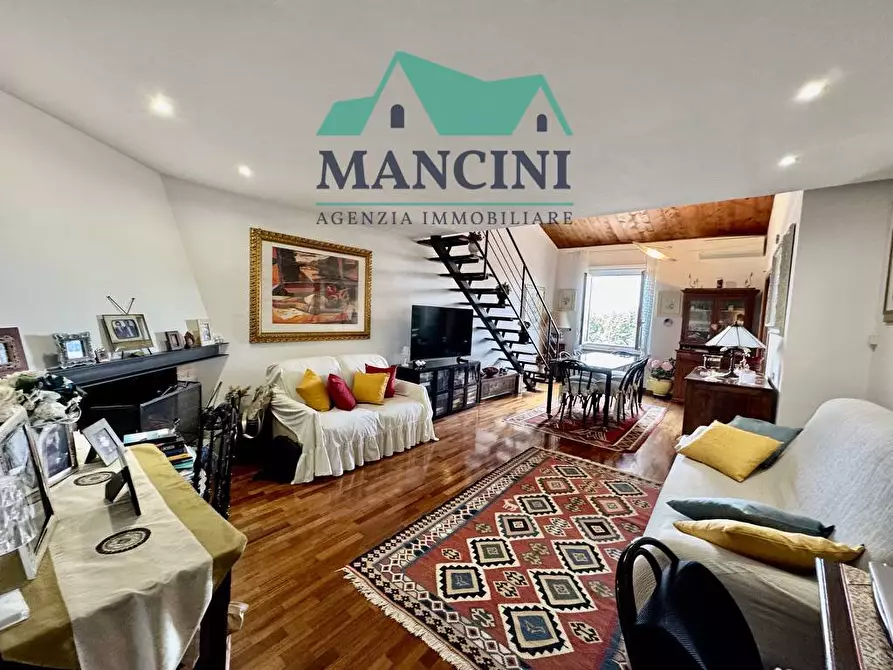 Immagine 1 di Appartamento in vendita  in VIA OREFICI a Jesi