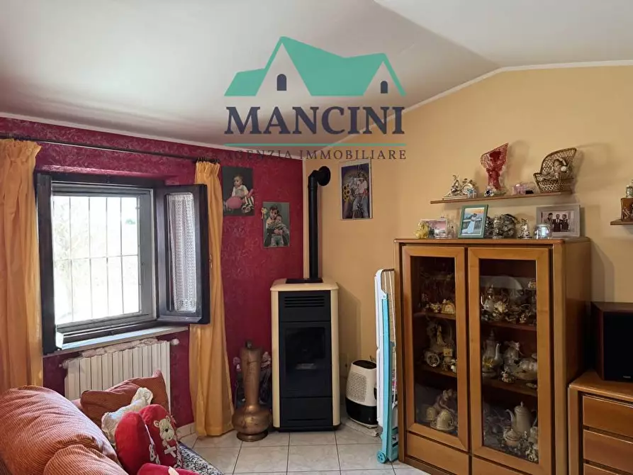 Immagine 13 di Casa indipendente in vendita  in Santa lucia a Monte San Vito