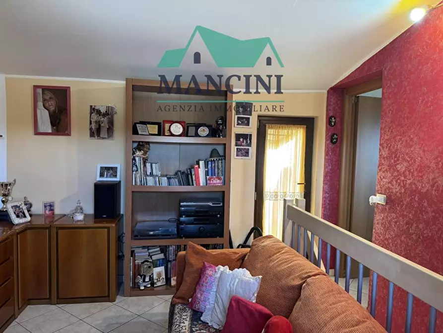 Immagine 10 di Casa indipendente in vendita  in Santa lucia a Monte San Vito