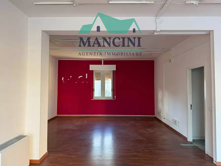 Immagine 2 di Ufficio in affitto  in GALLODORO a Jesi