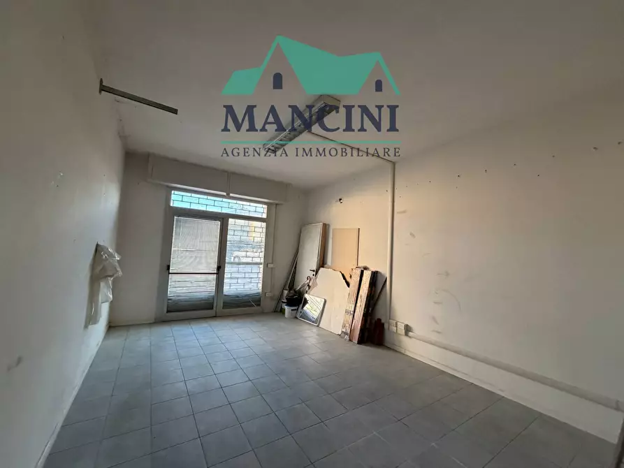 Immagine 6 di Ufficio in affitto  in GALLODORO a Jesi