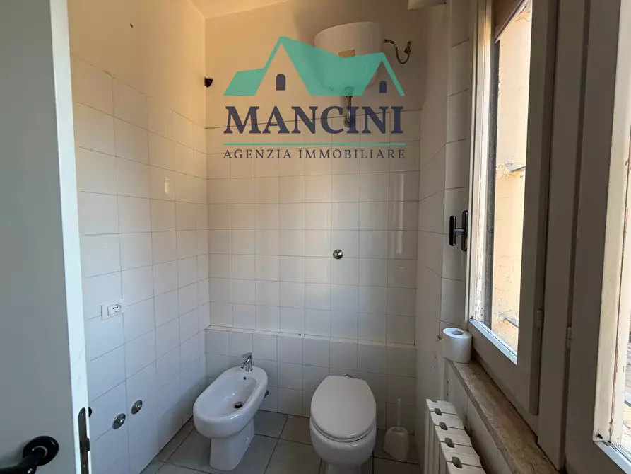 Immagine 9 di Ufficio in affitto  in GALLODORO a Jesi