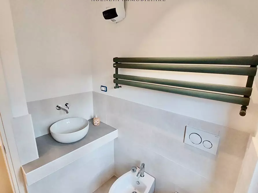 Immagine 11 di Casa indipendente in affitto  1 a Jesi