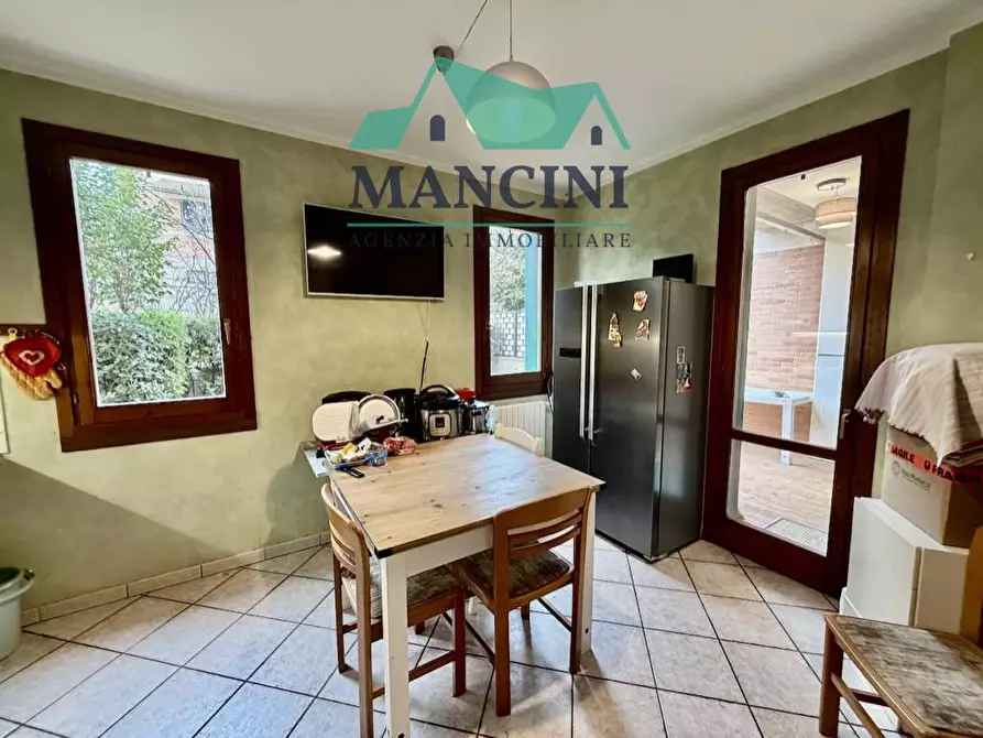 Immagine 3 di Appartamento in vendita  in VIA PIERALISI a Jesi