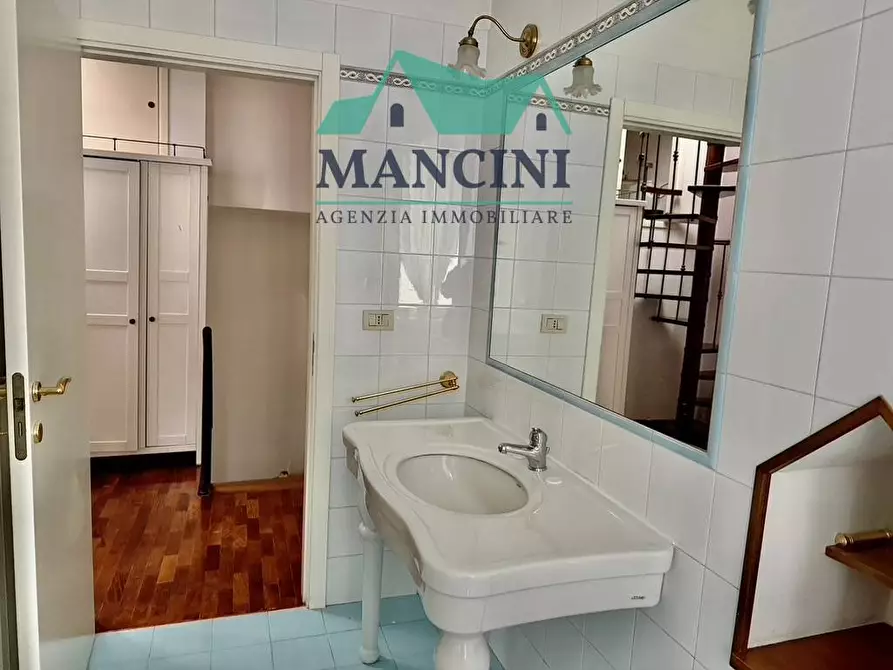 Immagine 11 di Casa indipendente in affitto  in PIAZZA BACCIO  PONTELLI a Jesi