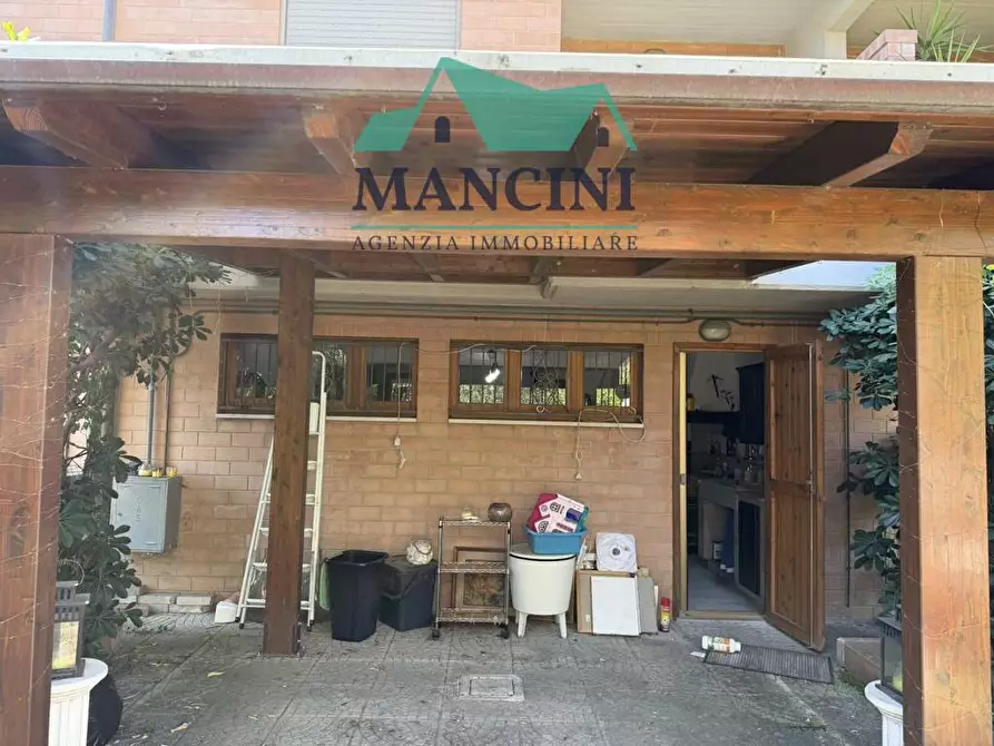 Immagine 22 di Casa indipendente in vendita  in CECCACCI a Belvedere Ostrense