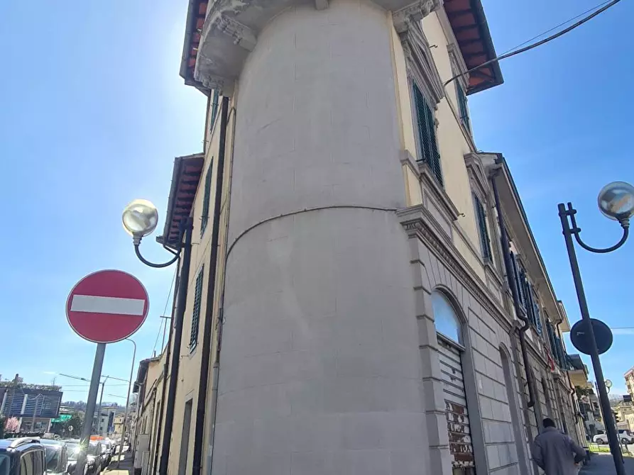 Immagine 1 di Villetta a schiera in vendita  a Montevarchi