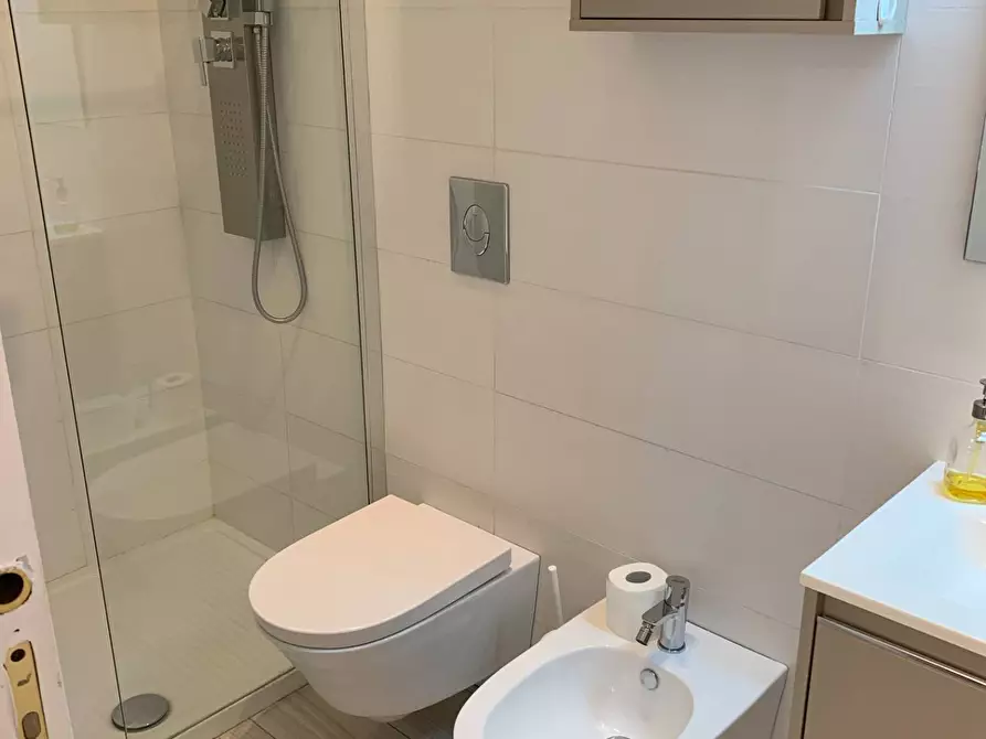 Immagine 10 di Appartamento in affitto  in Via Gustavo Fara 6 a Milano