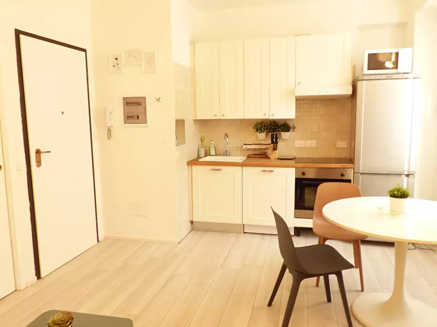 Immagine 20 di Appartamento in affitto  in Via Gustavo Fara 6 a Milano