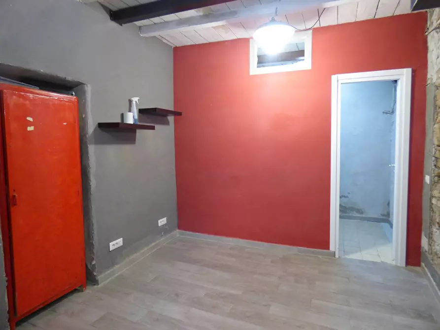 Immagine 4 di Magazzino in affitto  in via Caboto a Roma