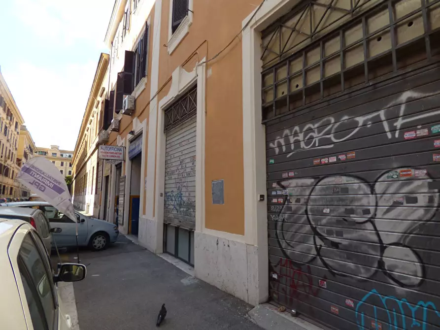Immagine 7 di Magazzino in affitto  in via Caboto a Roma