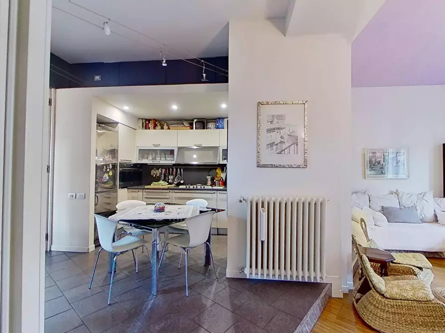 Immagine 42 di Appartamento in vendita  in Via Pietro Canevari 24 a Milano