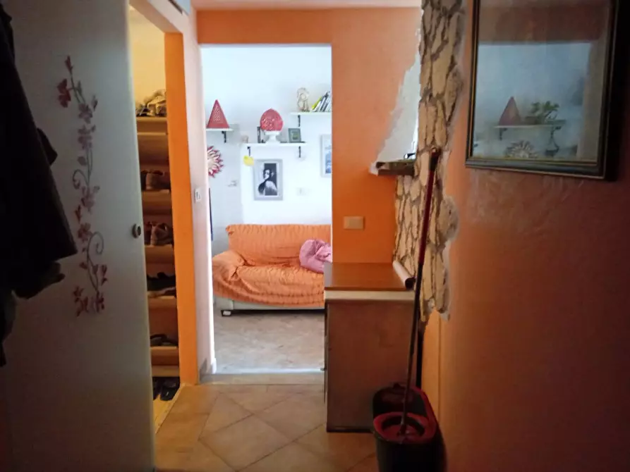 Immagine 1 di Appartamento in vendita  in via del Gazometro 19 a Roma