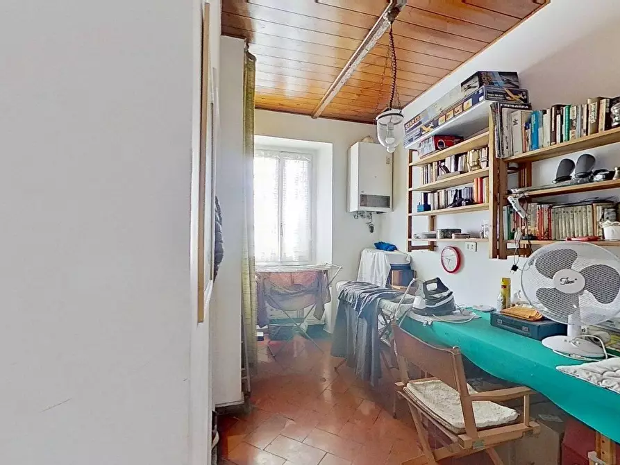 Immagine 9 di Appartamento in vendita  in via Garibaldi a Roma