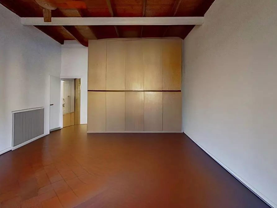 Immagine 32 di Appartamento in vendita  in via Garibaldi a Roma