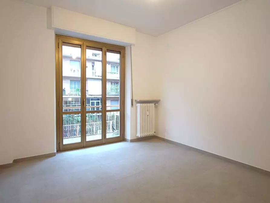 Immagine 1 di Appartamento in affitto  in Via Desenzano 5 a Milano